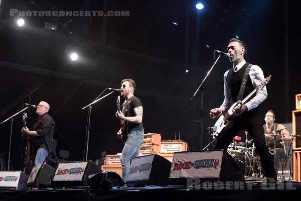 EAGLES OF DEATH METAL - 2012-08-25 - SAINT CLOUD - Domaine National - Scene de la Cascade - 